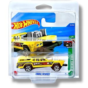 Hot Wheels Cruise Bruiser (Yellow) HYX77